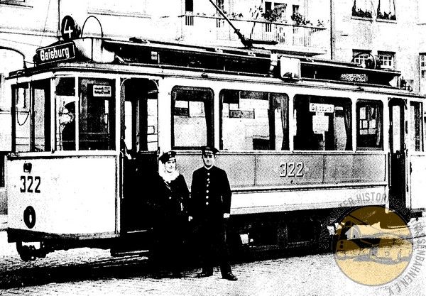 s/w Postkarte "Zugpersonal vor Tw 322 - Linie 4 - 1917"